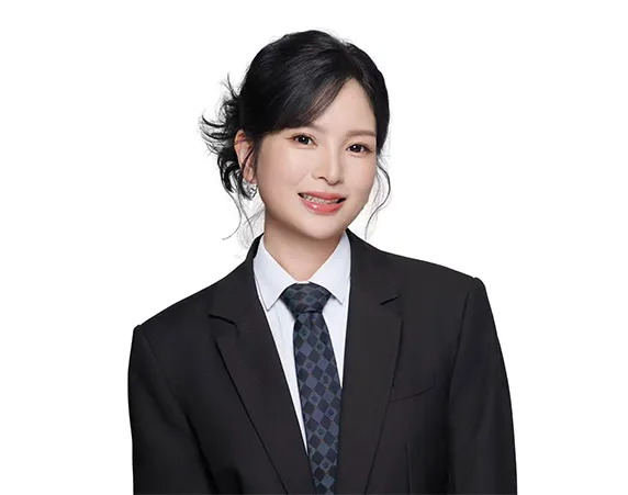 Angela Chen